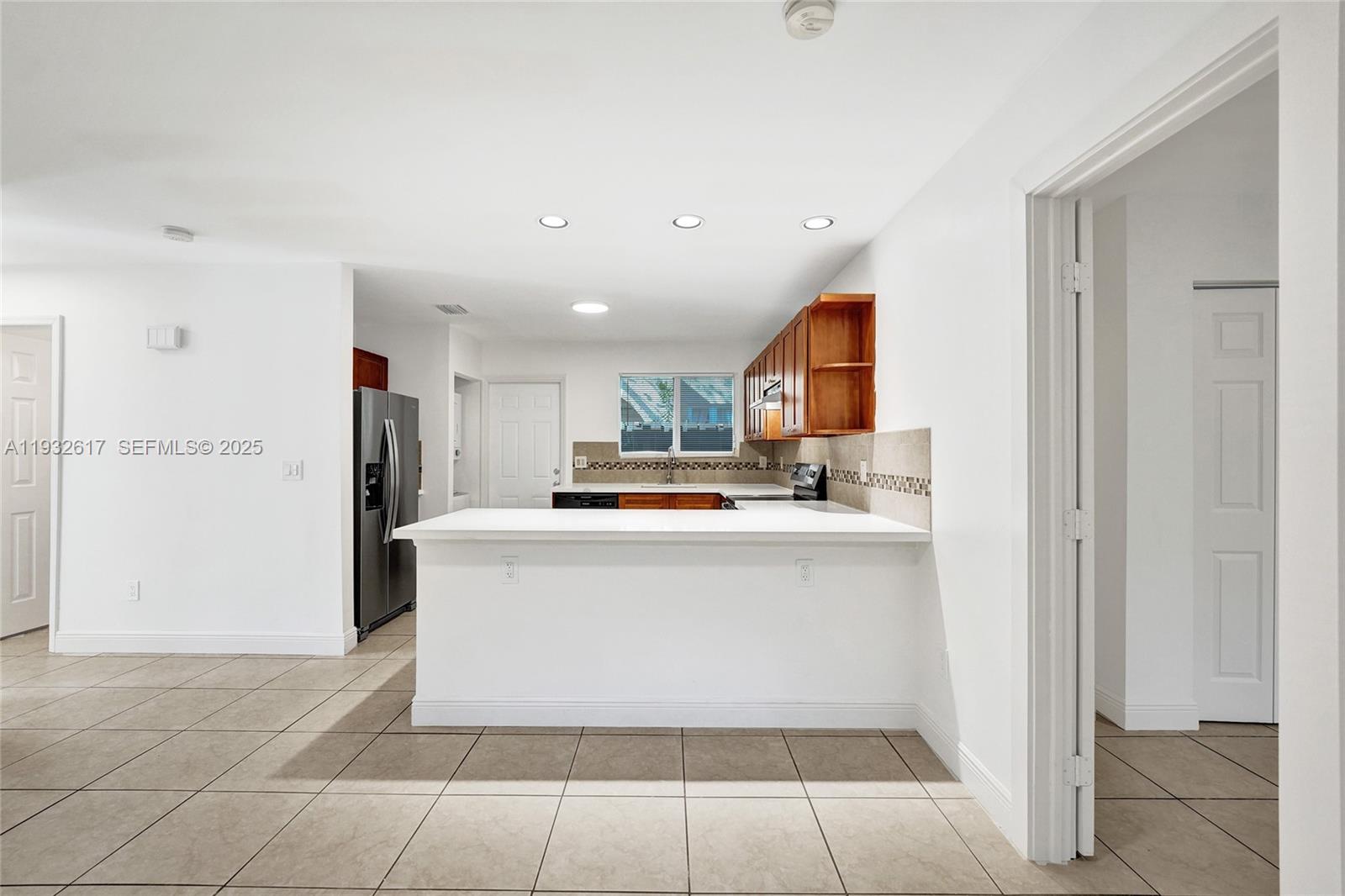 HALLANDALE BY THE SEA - Residential Lease