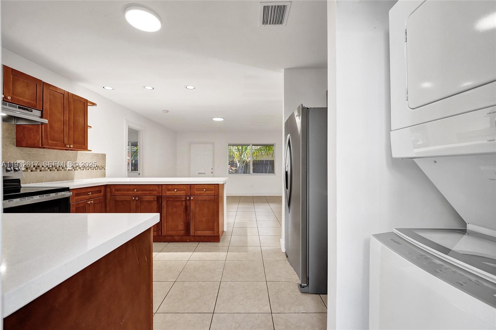 HALLANDALE BY THE SEA - Residential Lease