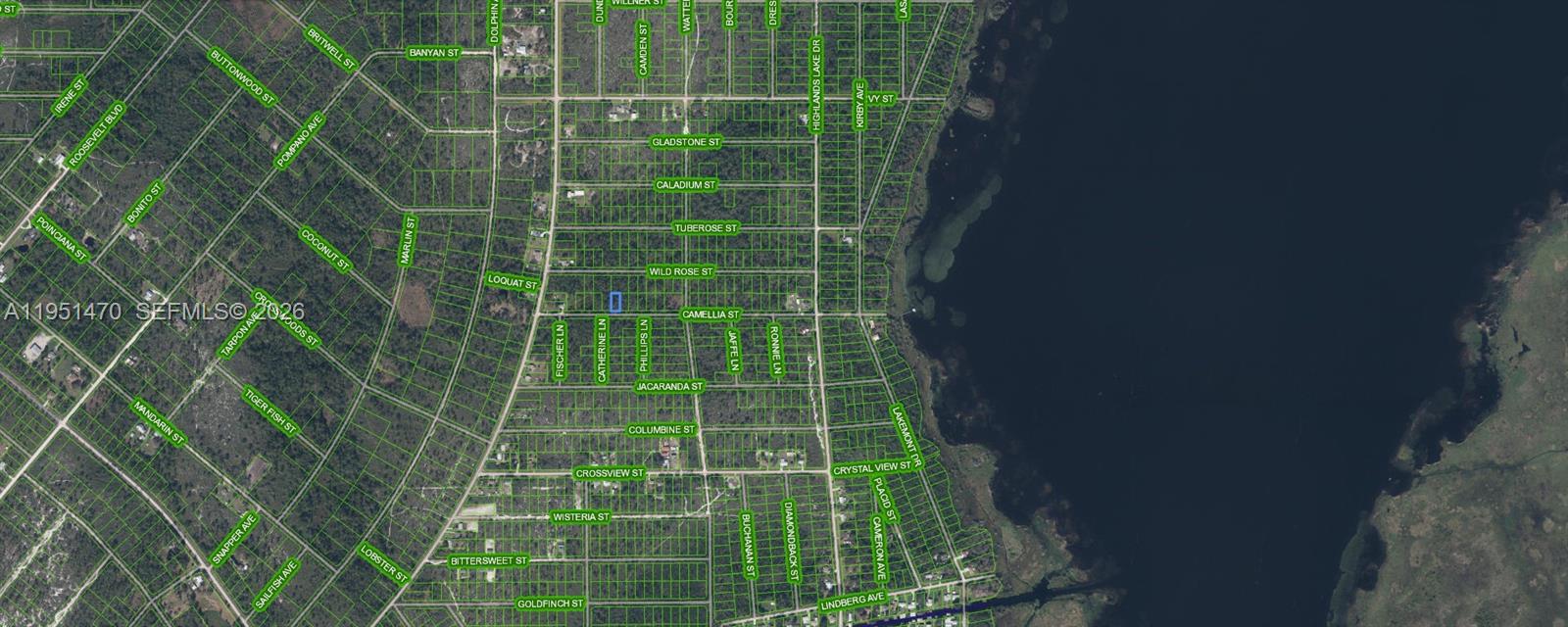 HIGHLANDS PARK - Land