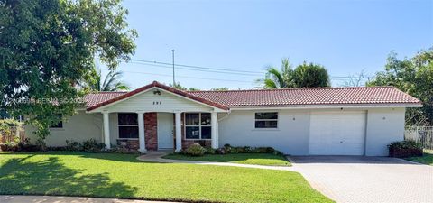 Photo of 292 SW 52nd Ave, Plantation, FL 33317 (MLS # A12000698)