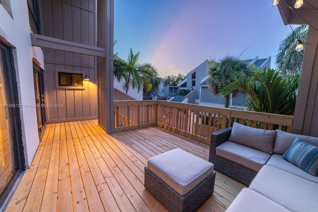 Photo of 1605 S Us Highway 1 #10F, Jupiter, FL 33477 (MLS # A11866121)