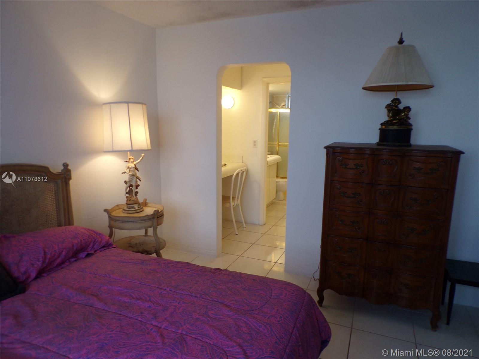 POINT EAST SEC 4 CONDO - Residential