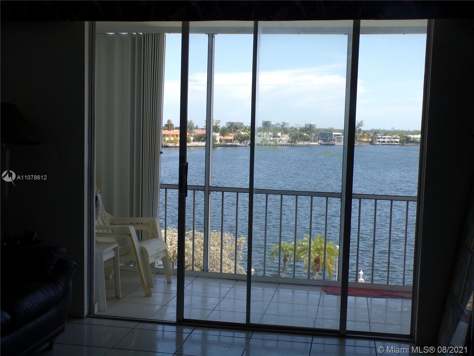 POINT EAST SEC 4 CONDO - Residential