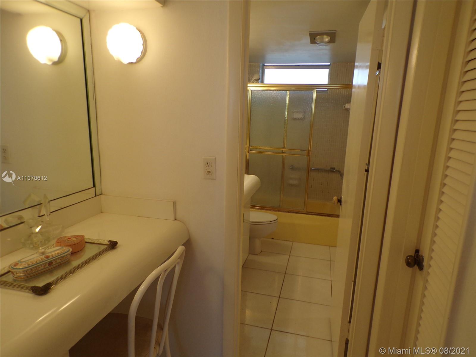 POINT EAST SEC 4 CONDO - Residential