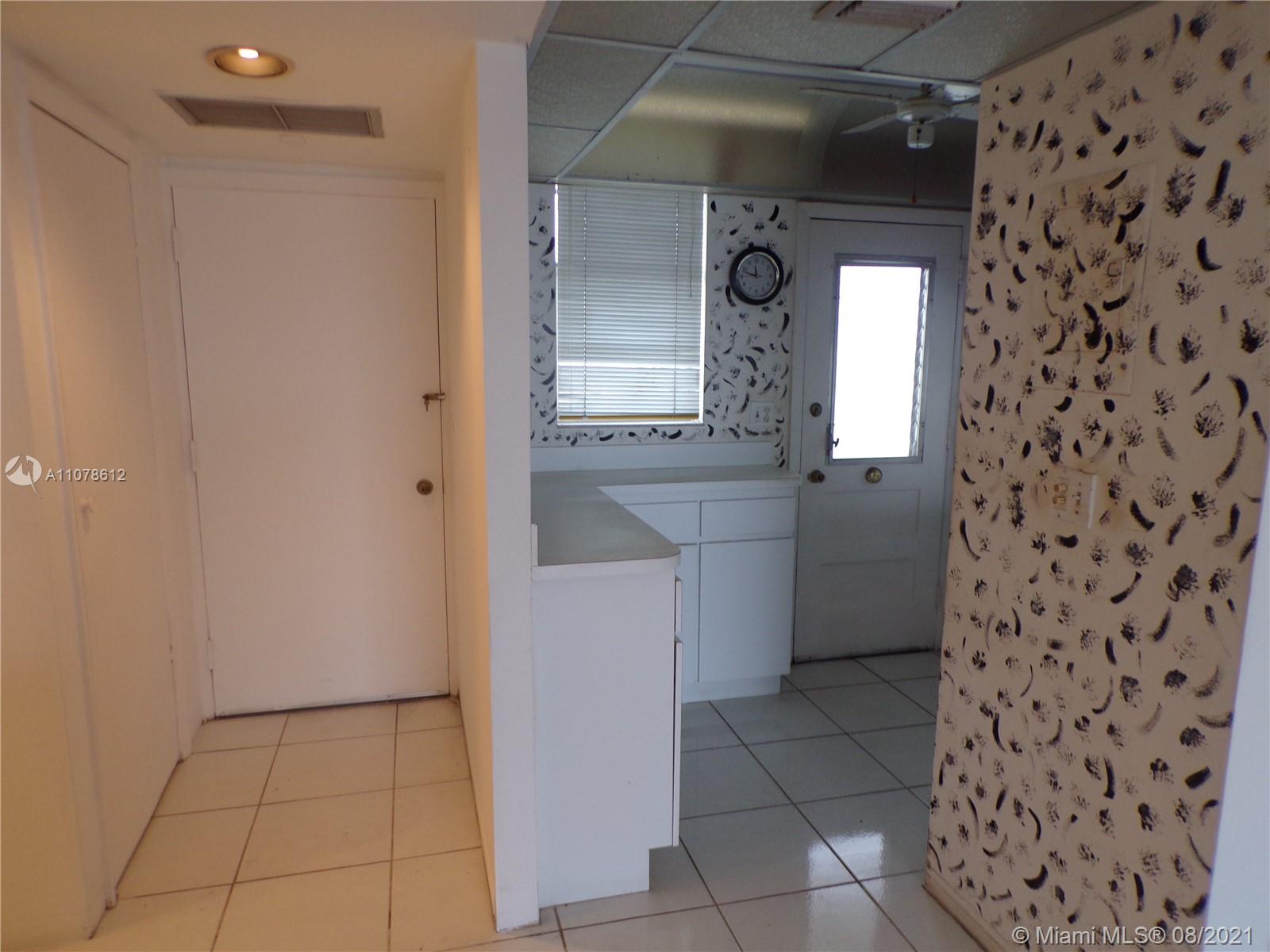 POINT EAST SEC 4 CONDO - Residential