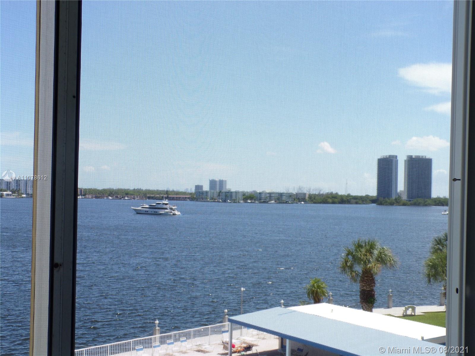 POINT EAST SEC 4 CONDO - Residential