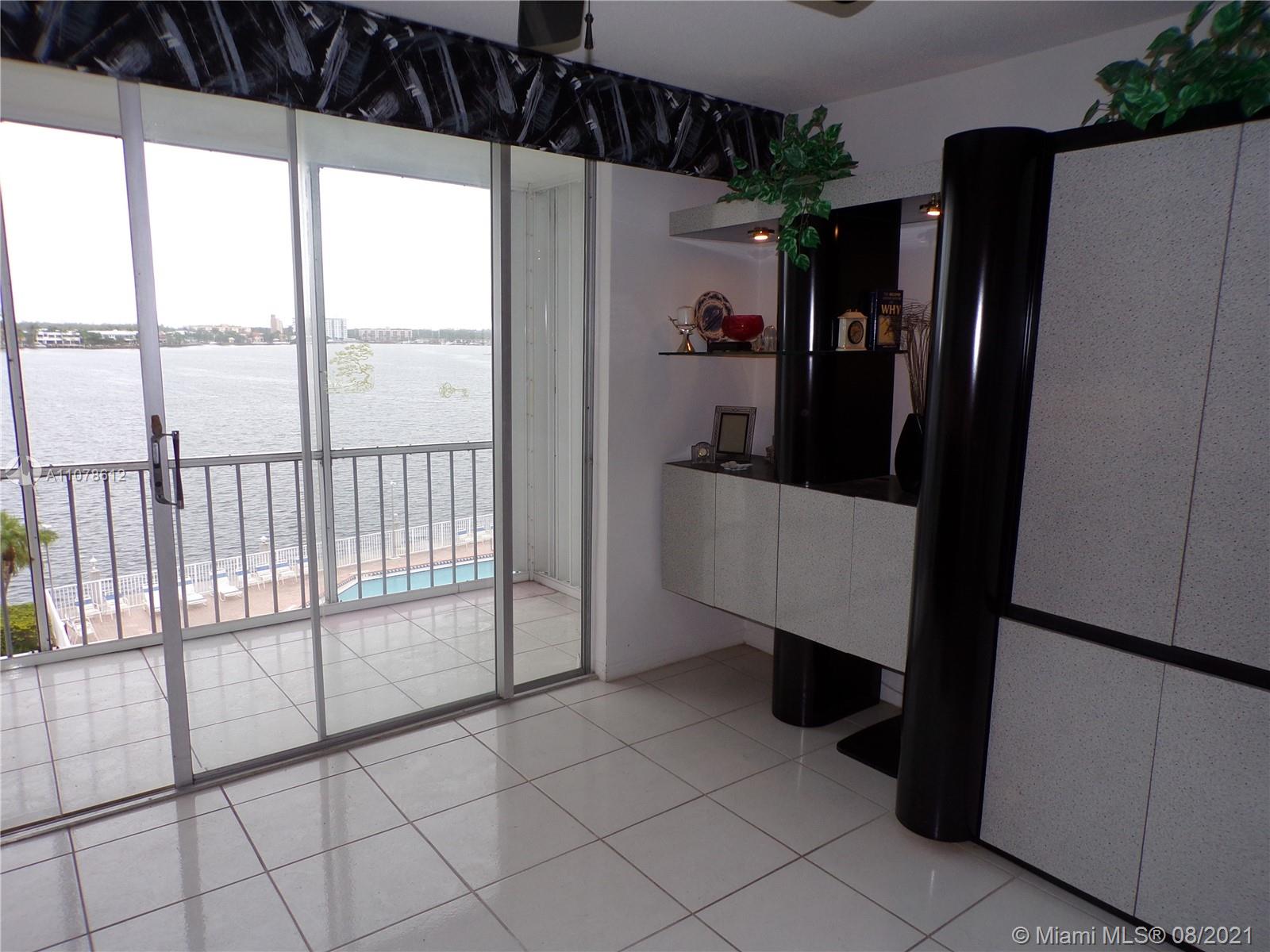 POINT EAST SEC 4 CONDO - Residential