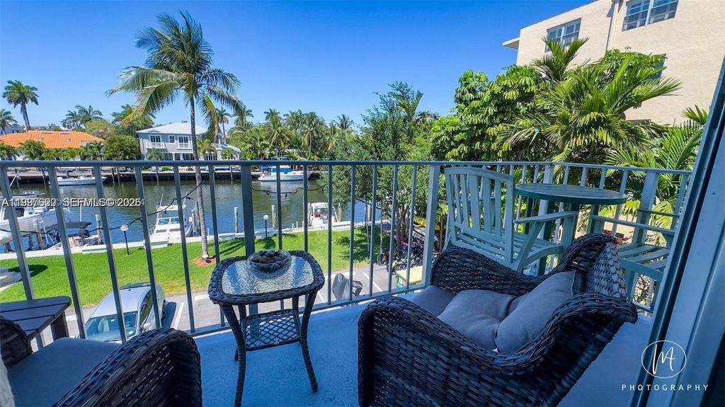 Photo of 1731 SE 15th St #315, Fort Lauderdale, FL 33316 (MLS # A11997620)