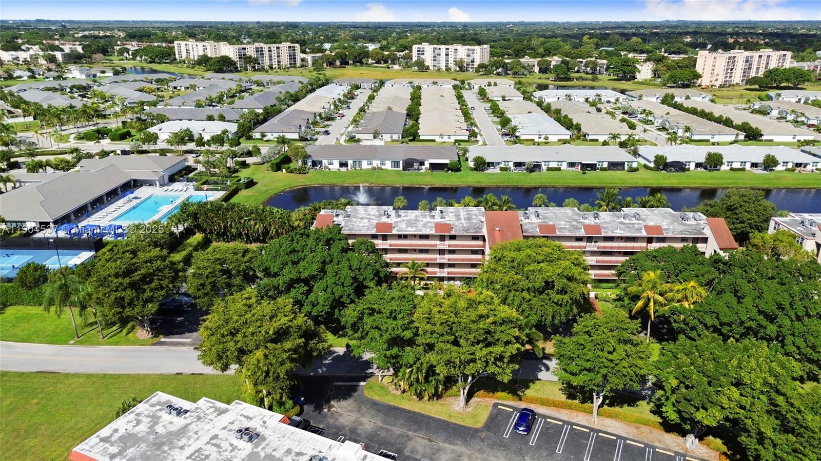 VILLAGES OF ORIOLE ABBEY - Residential