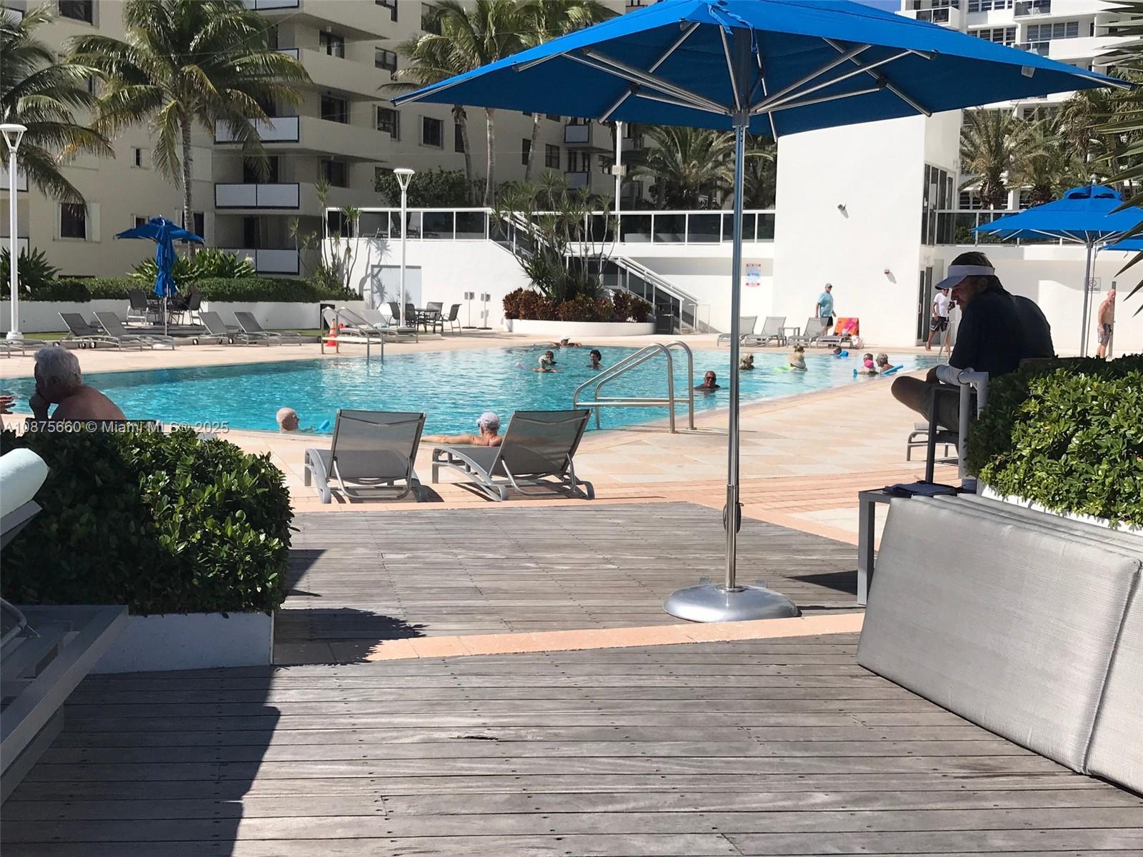 THE DECOPLAGE CONDO - Residential Lease