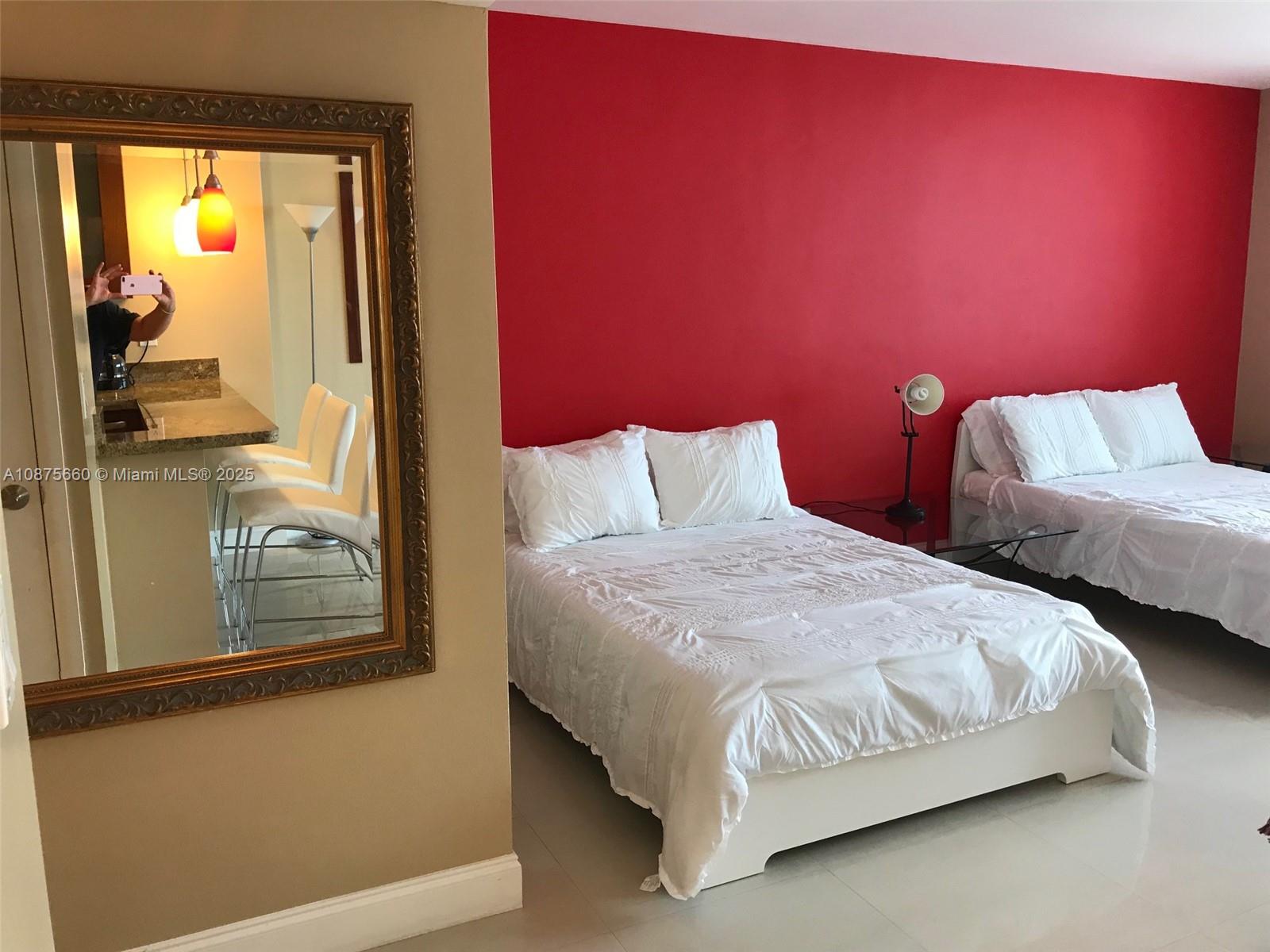 THE DECOPLAGE CONDO - Residential Lease