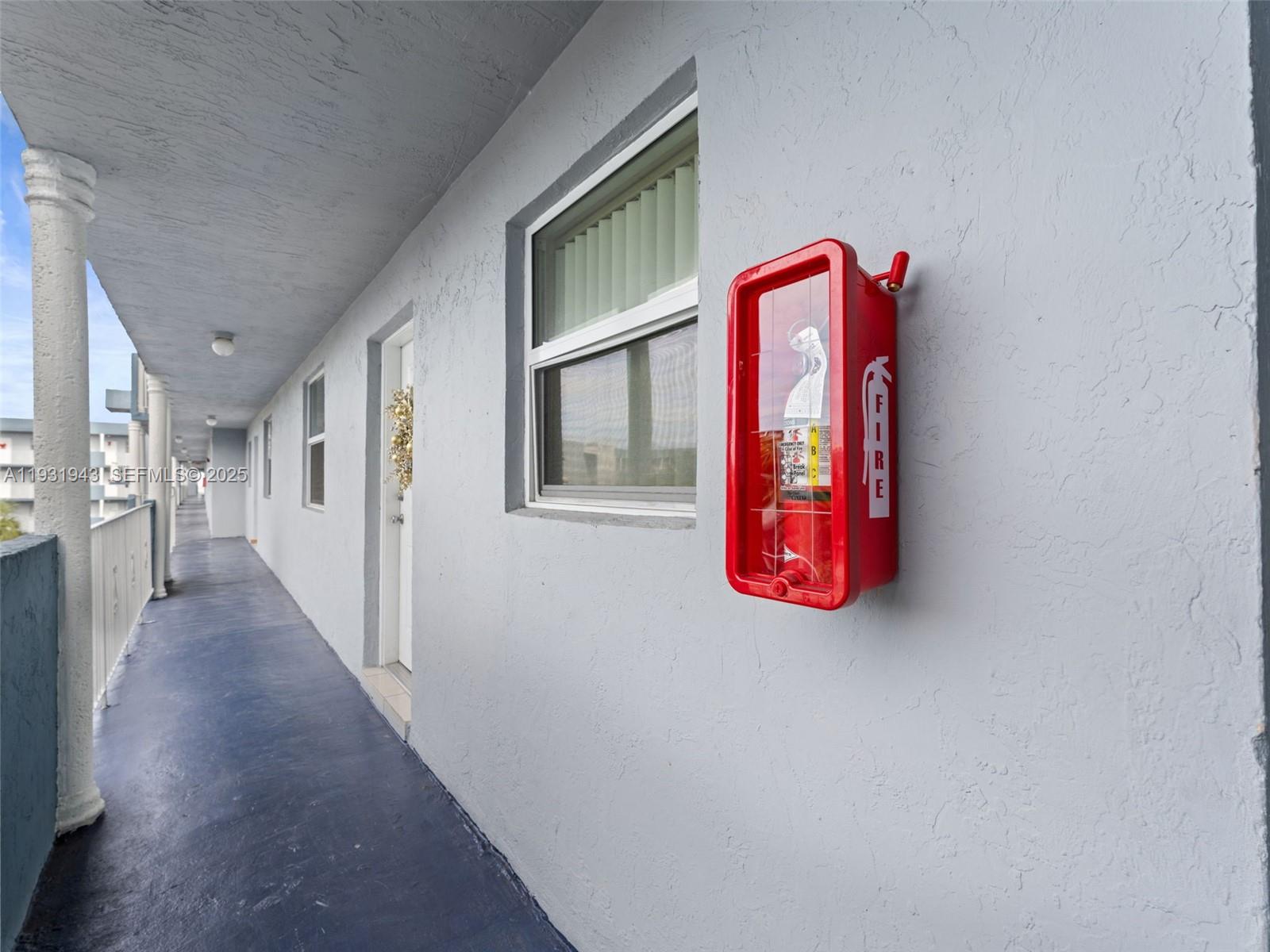 EL SOL CONDO - Residential