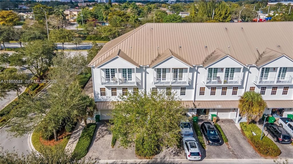 Photo of 6841 N Lakeside Cir N #109-1, Davie, FL 33314 (MLS # A11985547)