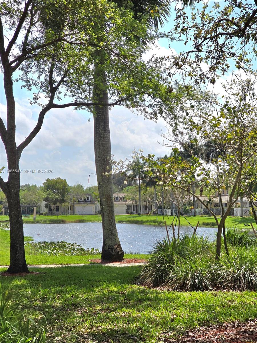 LAKESIDE VILLAGE OF DAVIE - Residential