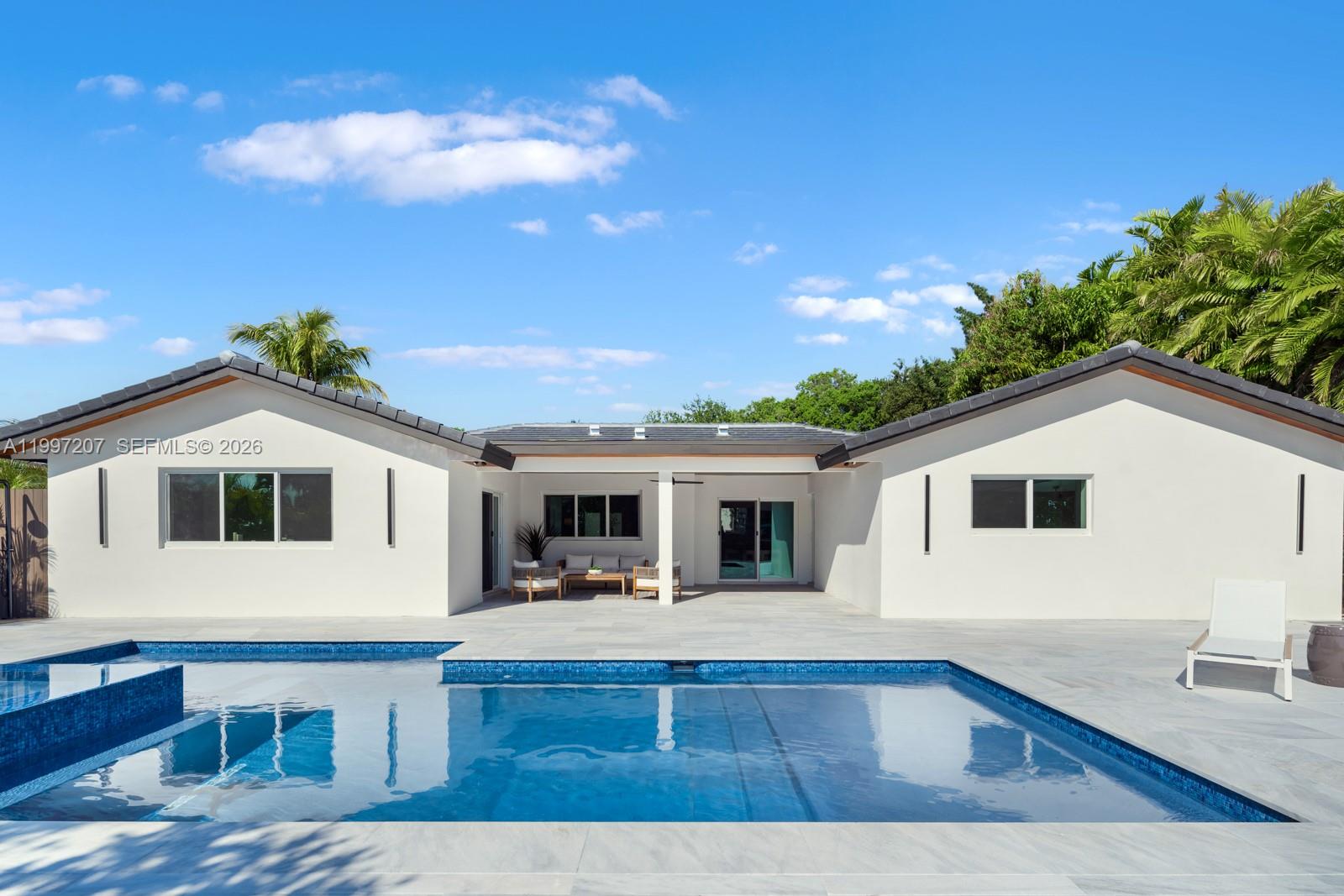 RAINTREE LAKE SEC THREE - Residential Lease