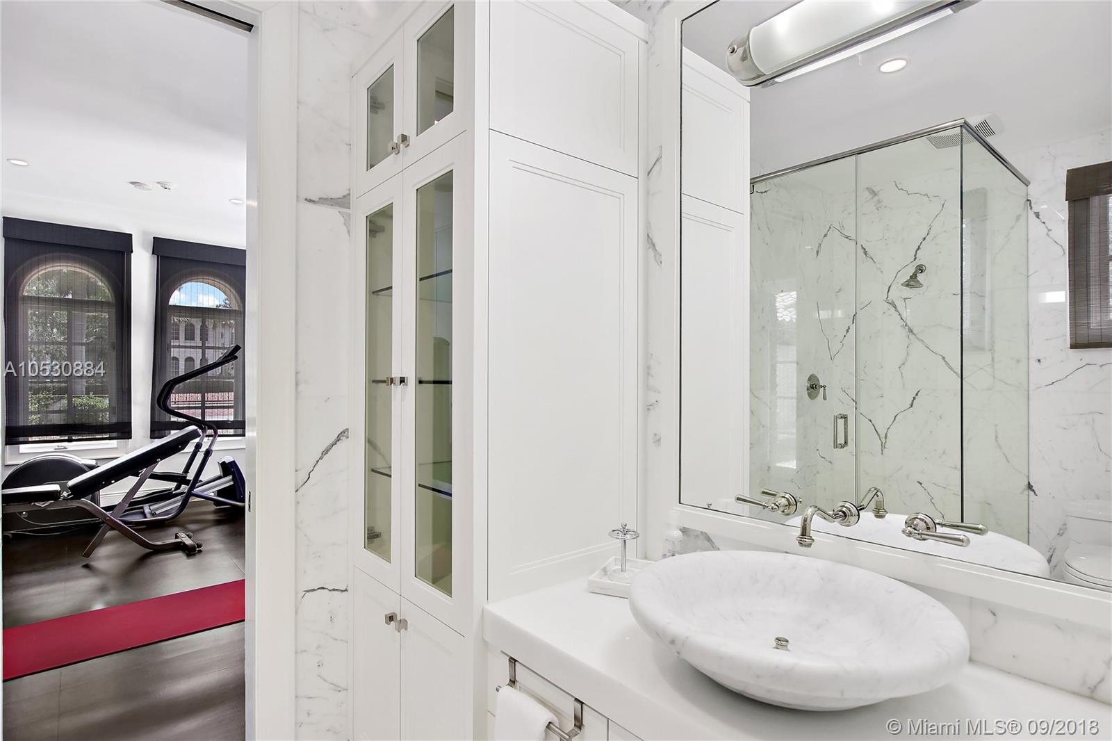 GOLDEN BEACH SEC F - Residential