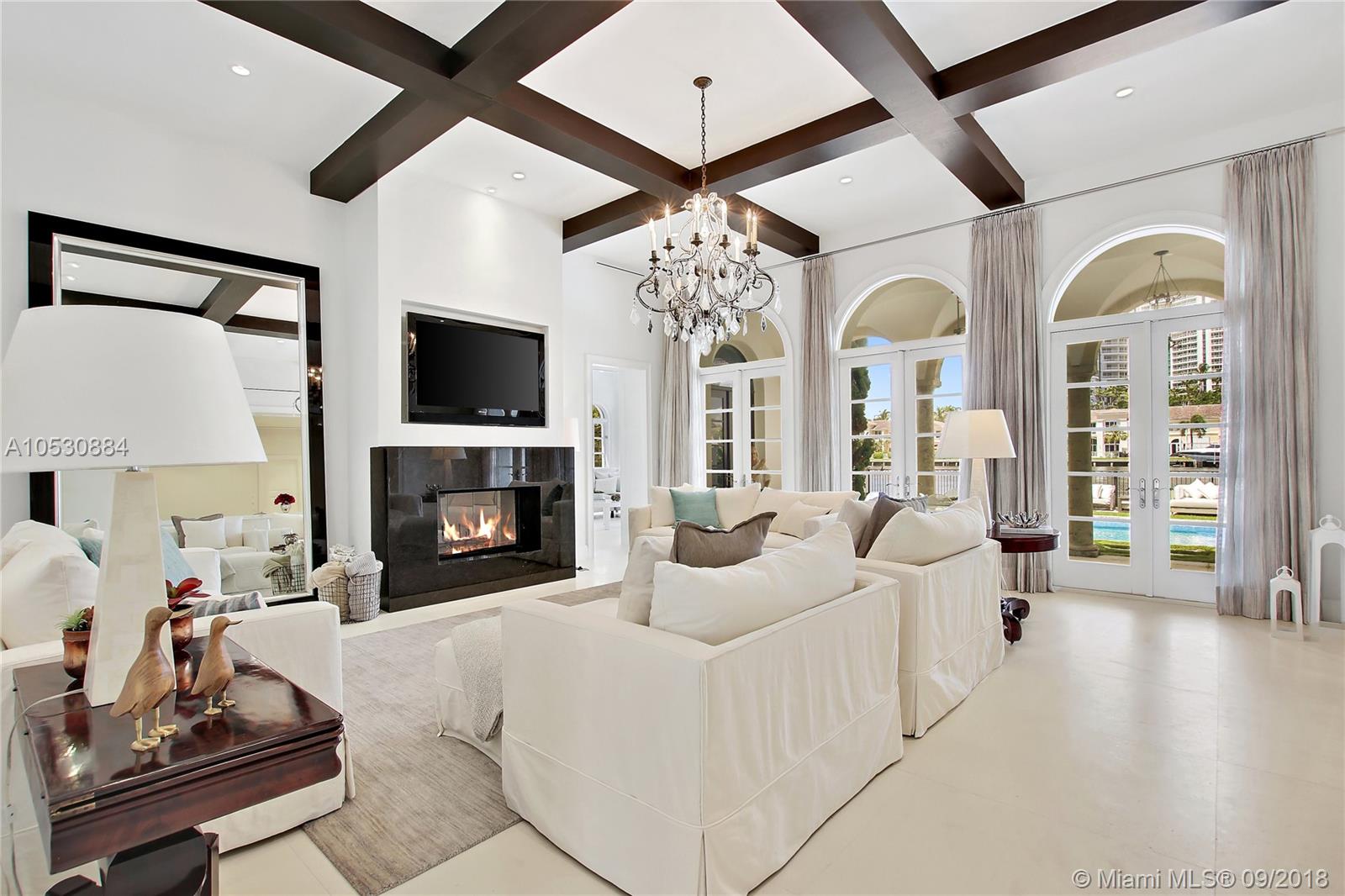 GOLDEN BEACH SEC F - Residential