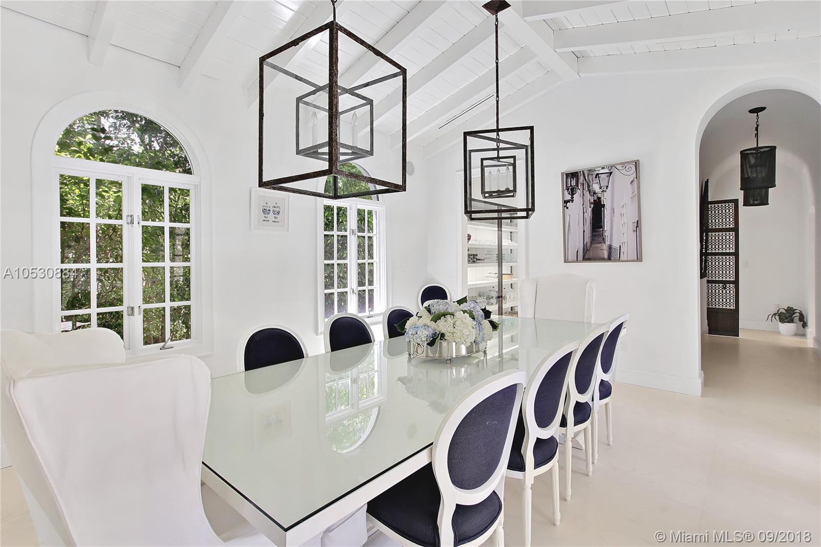 GOLDEN BEACH SEC F - Residential