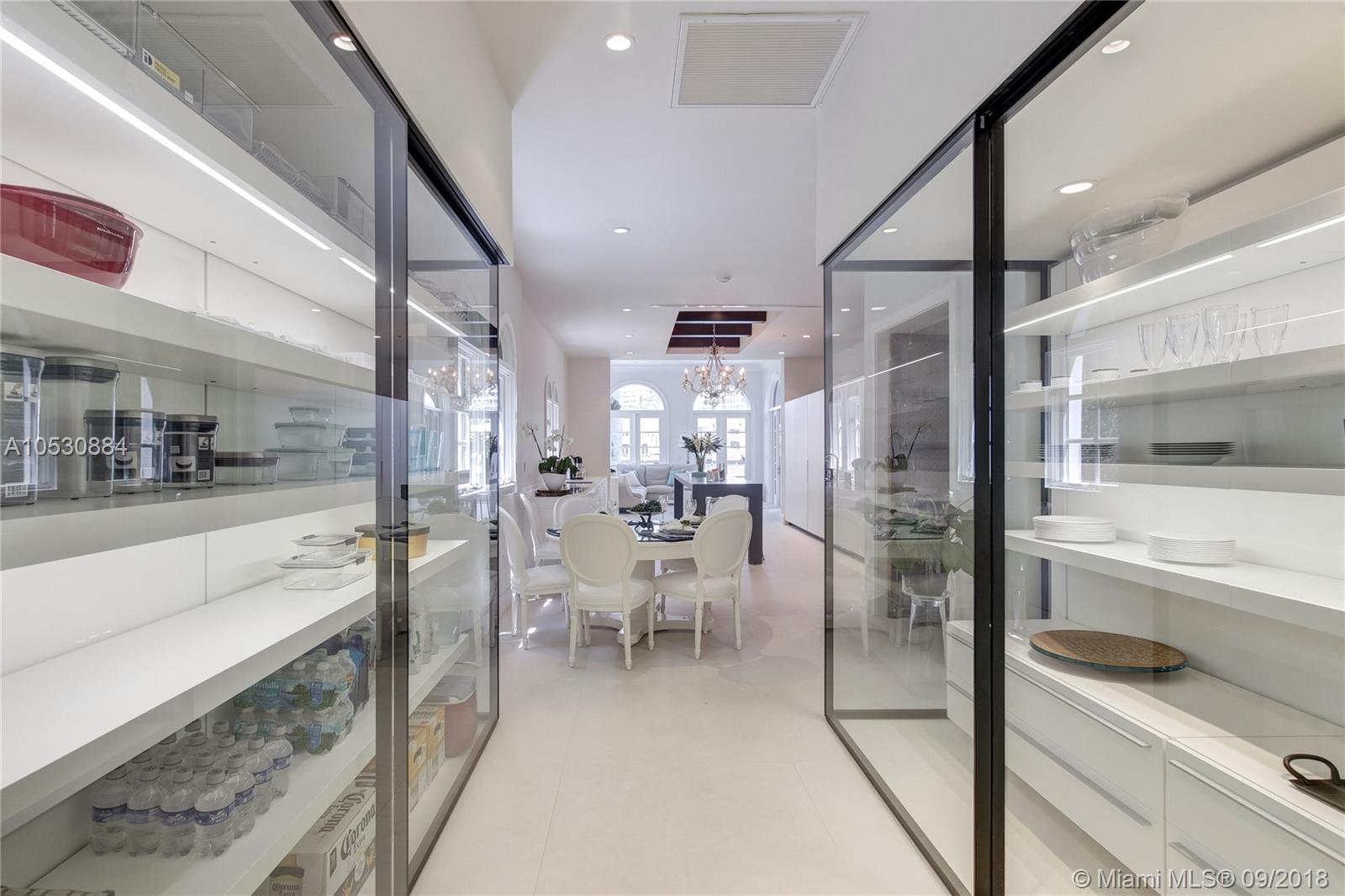 GOLDEN BEACH SEC F - Residential