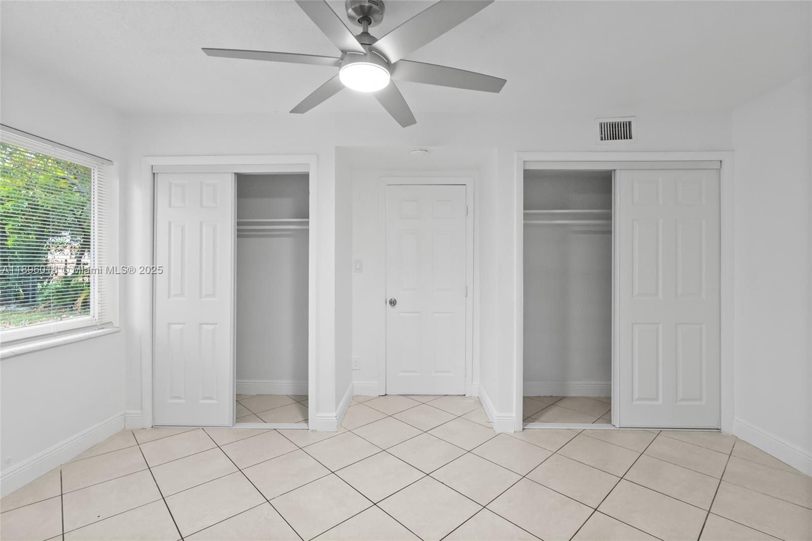 RIVER BEND - Residential Lease