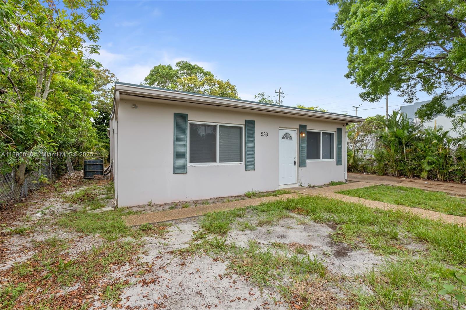 RIVER BEND - Residential Lease