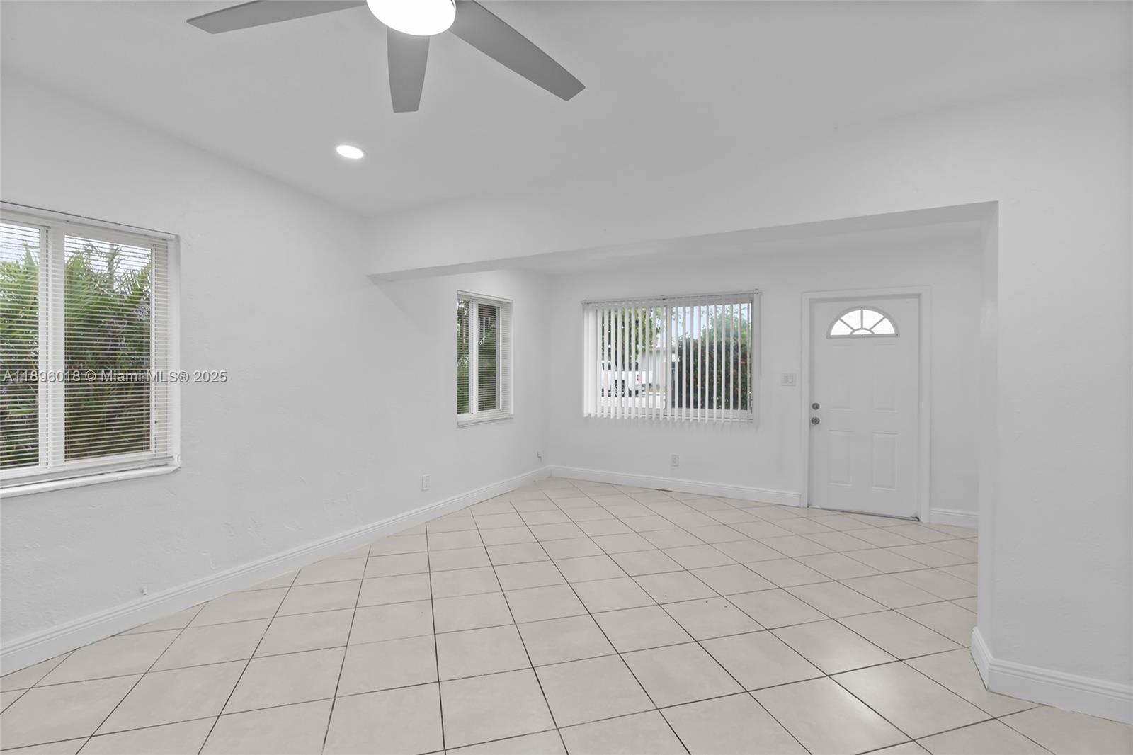 RIVER BEND - Residential Lease