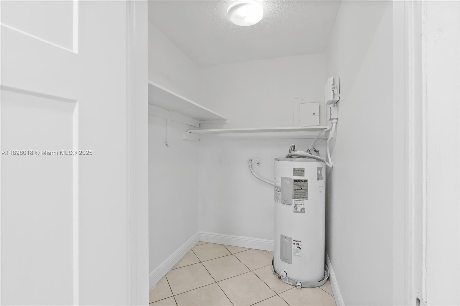 RIVER BEND - Residential Lease