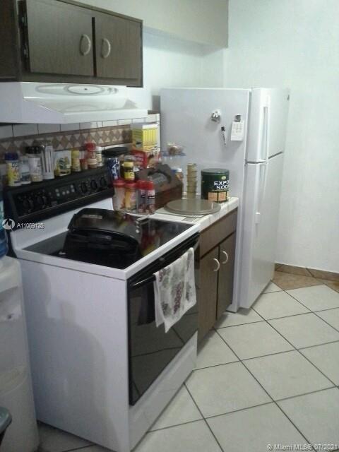 DRIFTWOOD ESTATES NO 1 - Residential