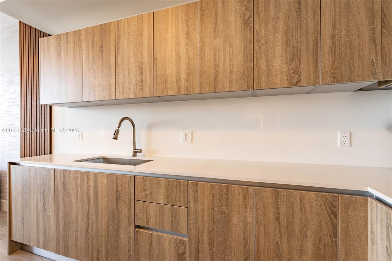 AVENTURA PARKSQUARE RESID - Residential Lease