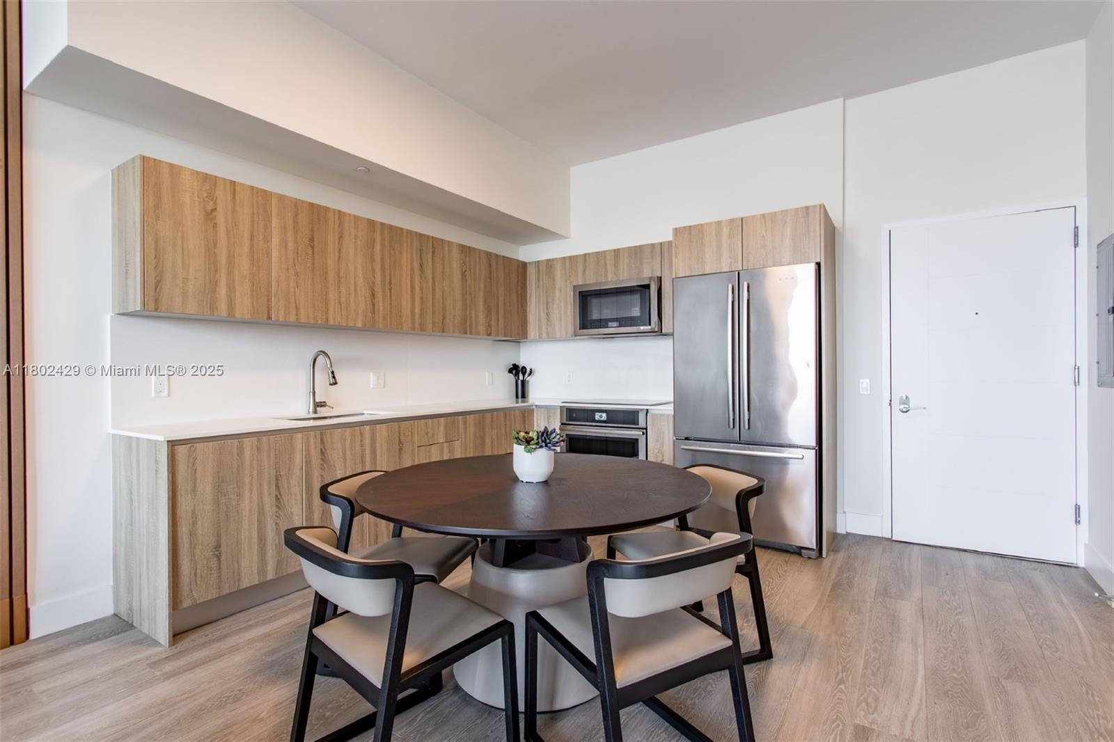 AVENTURA PARKSQUARE RESID - Residential Lease