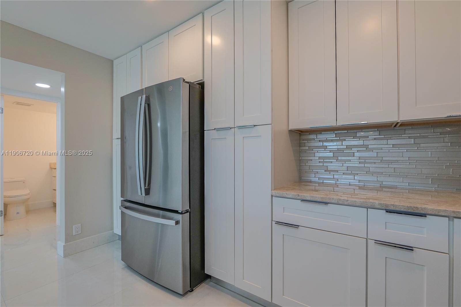 CASTLE APARTMENTS 15 COND - Residential