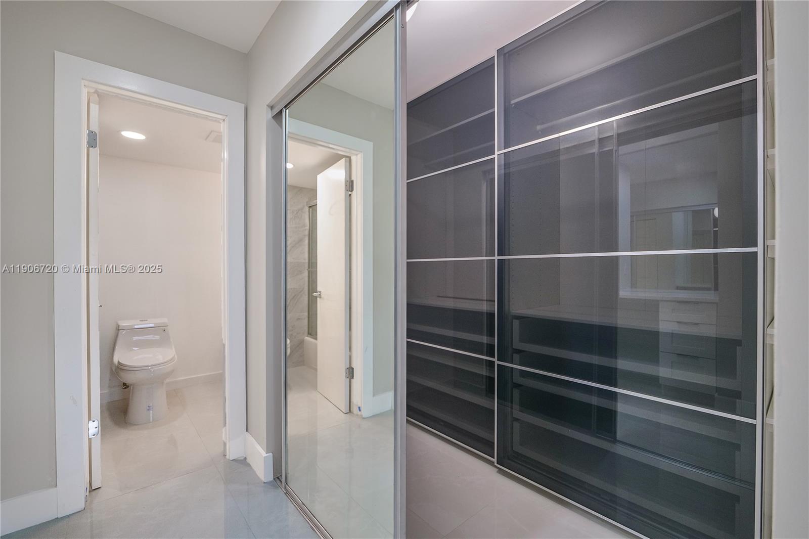 CASTLE APARTMENTS 15 COND - Residential