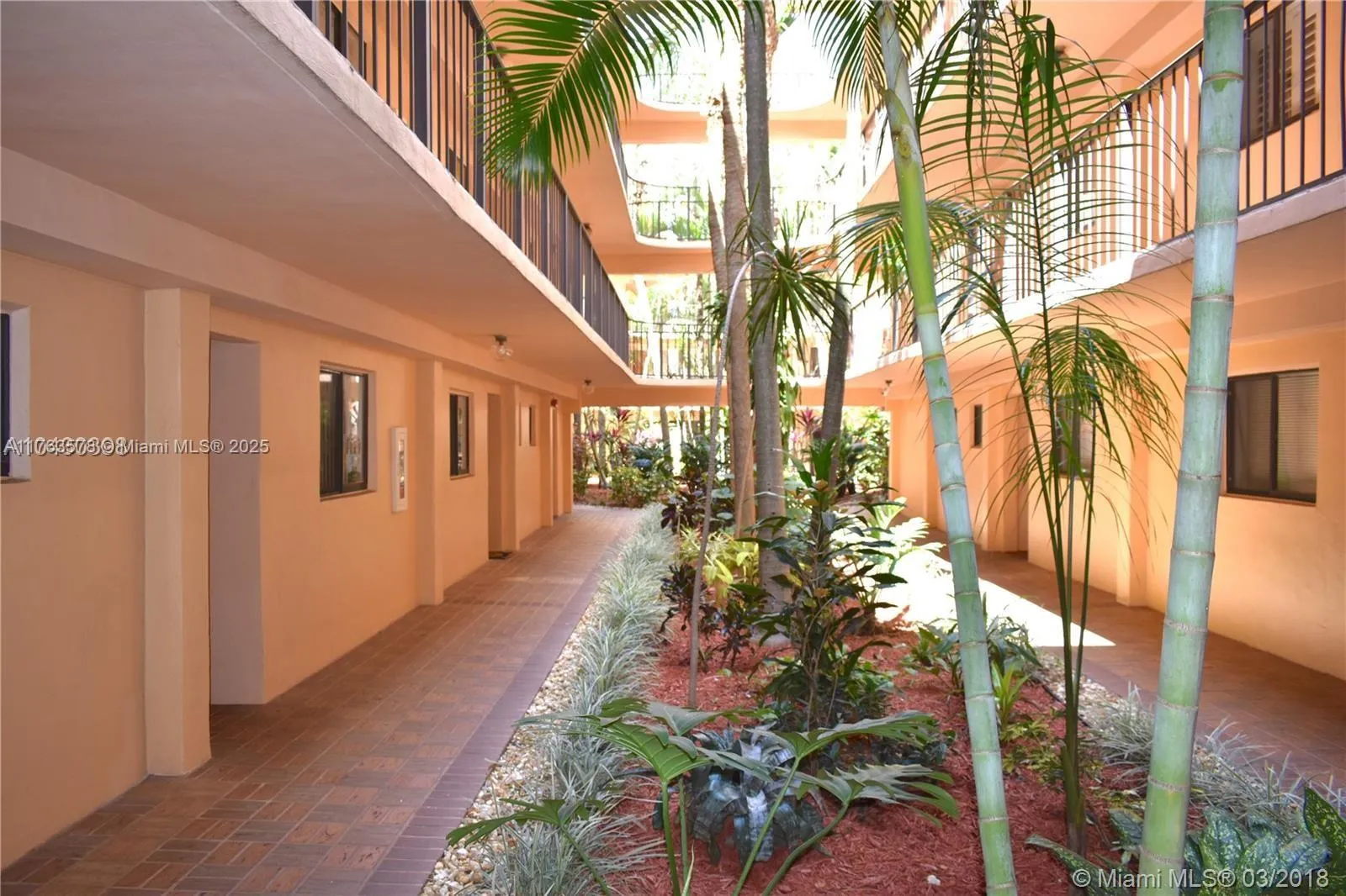 Miami, Florida 33183, United States, 2 Bedrooms Bedrooms, ,2 BathroomsBathrooms,Residential,Active,91012