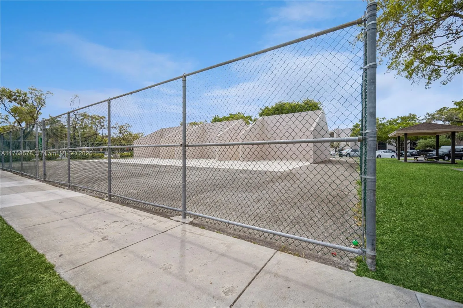 Miami, Florida 33183, United States, 2 Bedrooms Bedrooms, ,2 BathroomsBathrooms,Residential,Active,91012