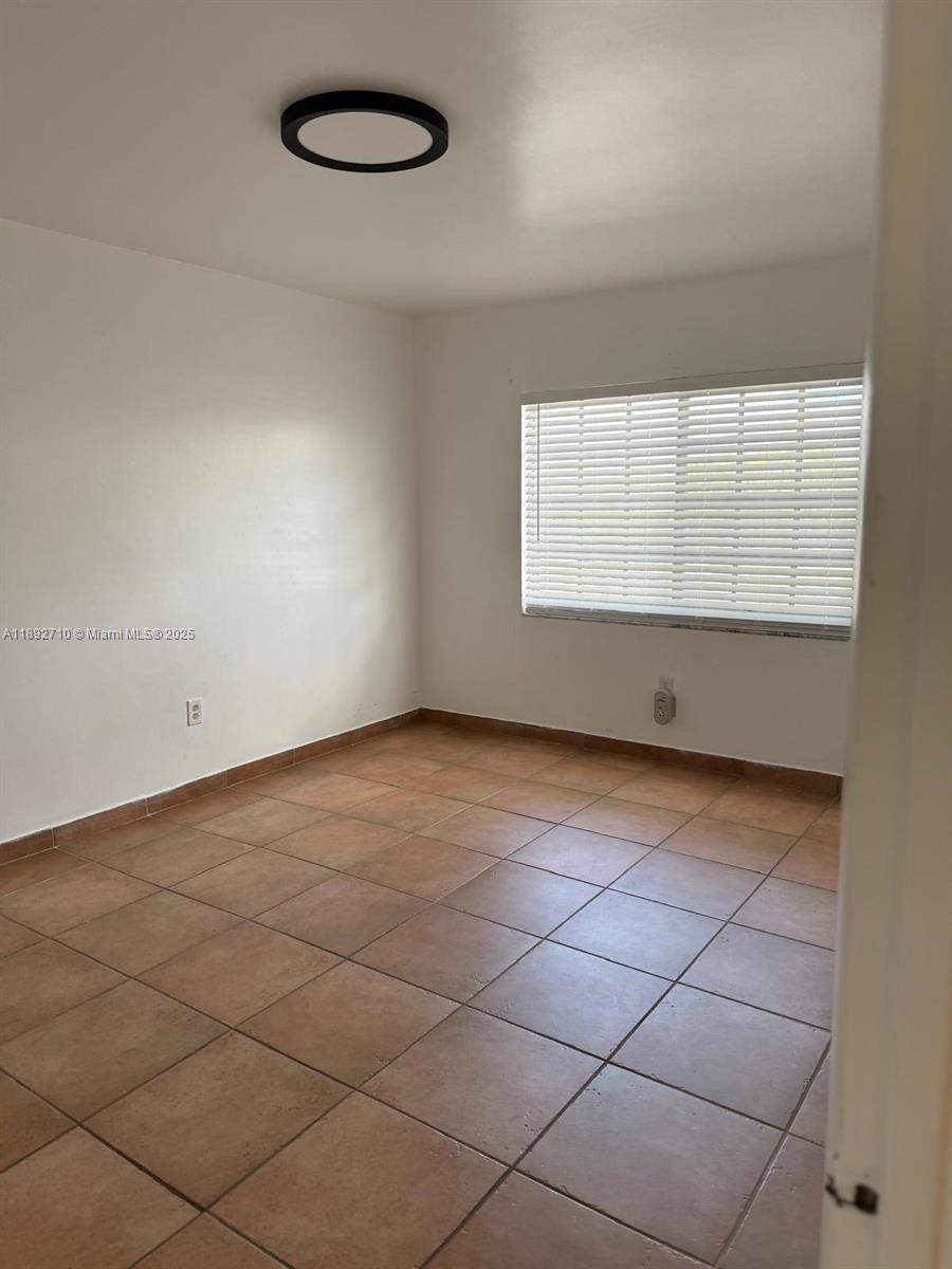 VIRGINIA GARDENS CONDO - Residential Lease
