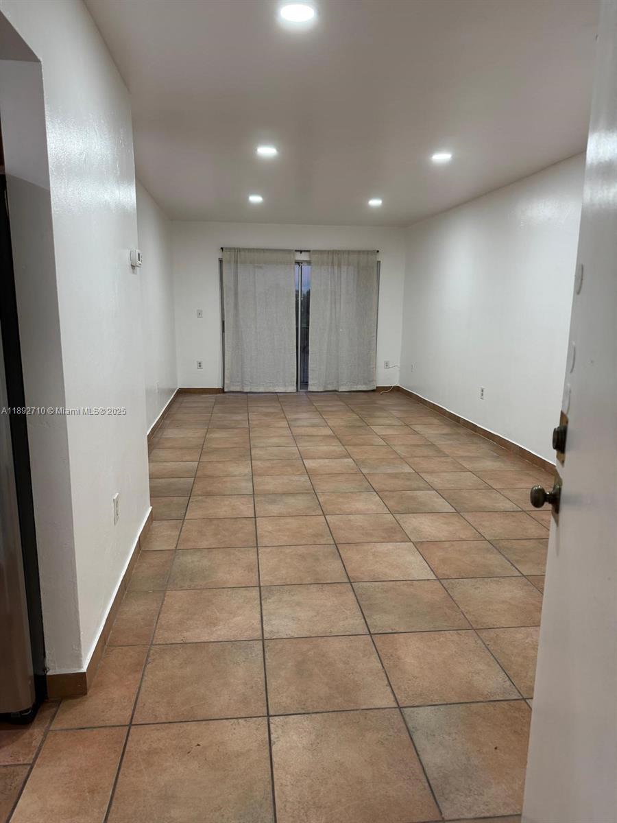 VIRGINIA GARDENS CONDO - Residential Lease