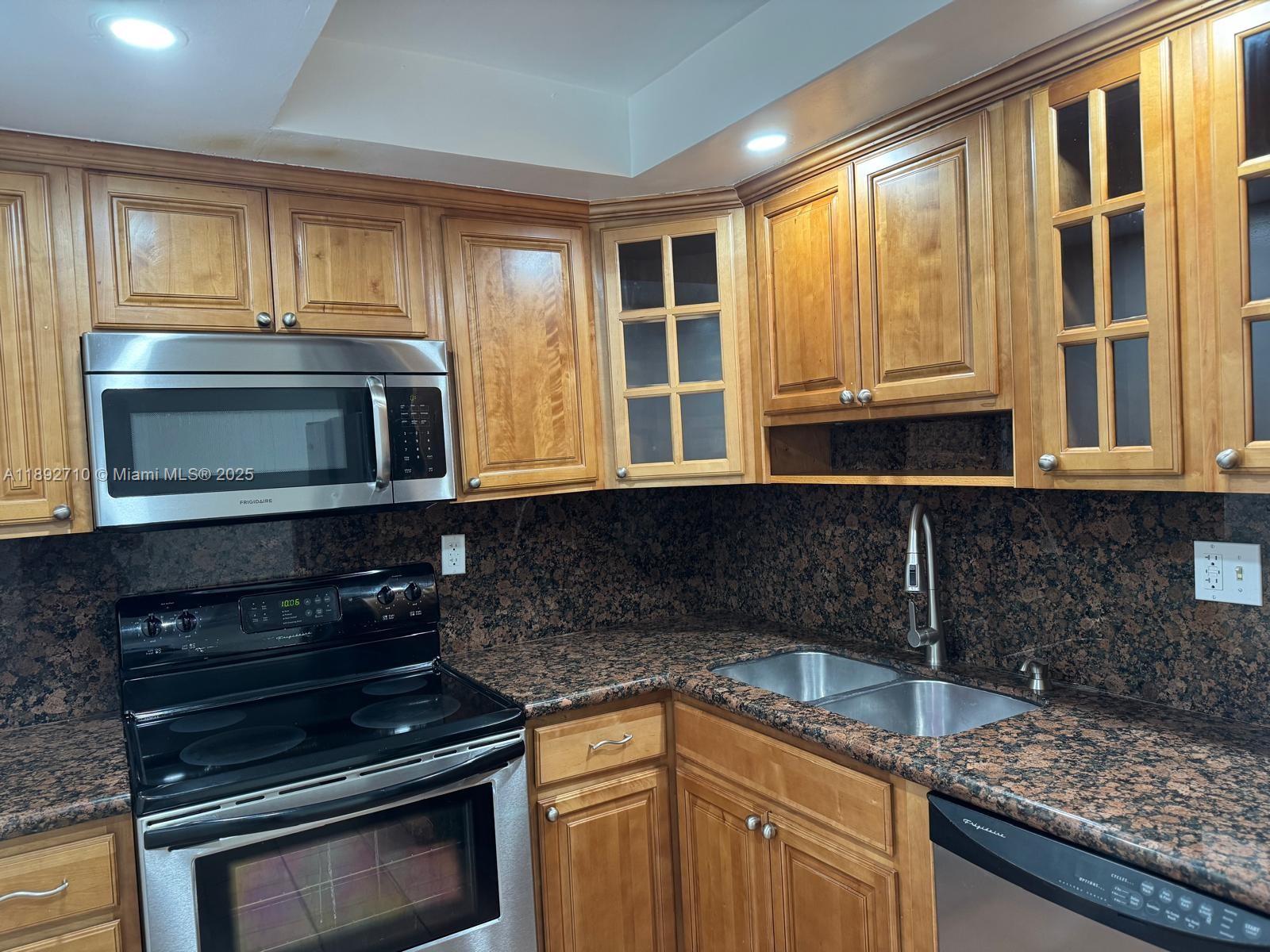 VIRGINIA GARDENS CONDO - Residential Lease