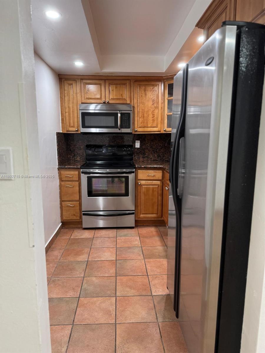 VIRGINIA GARDENS CONDO - Residential Lease