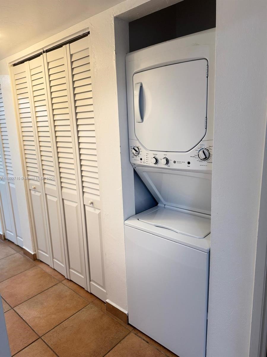 VIRGINIA GARDENS CONDO - Residential Lease