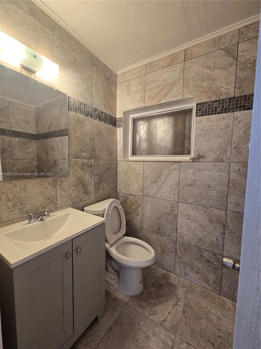 DANIA BEACH - Residential Lease