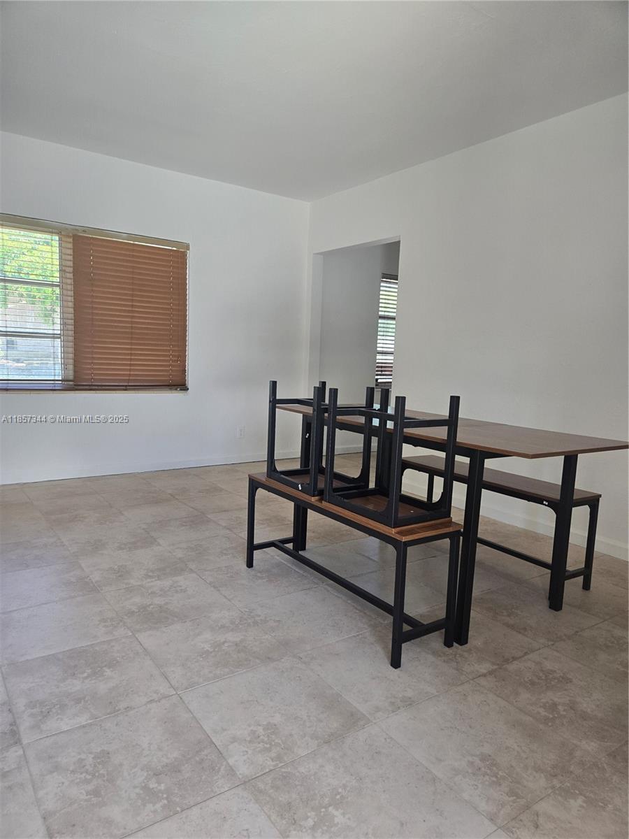 DANIA BEACH - Residential Lease