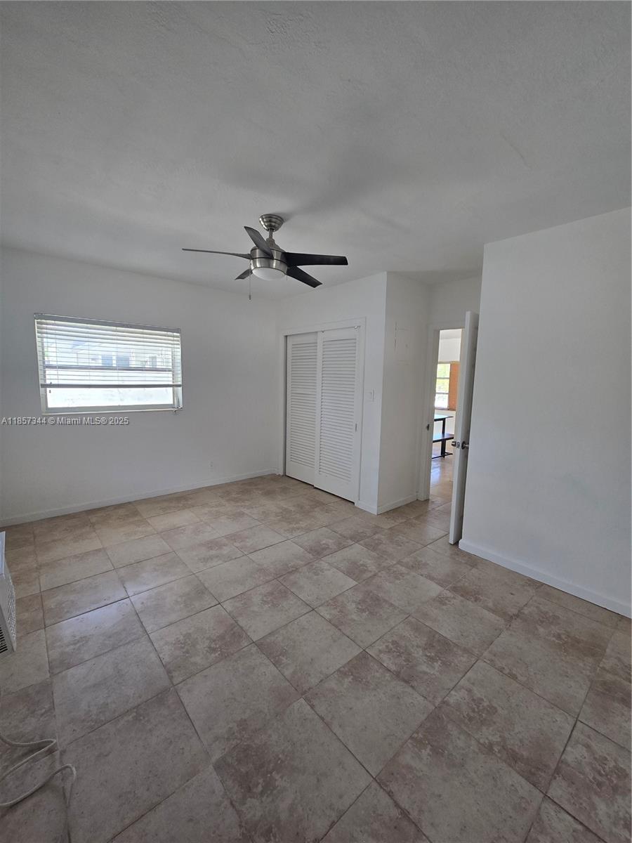 DANIA BEACH - Residential Lease