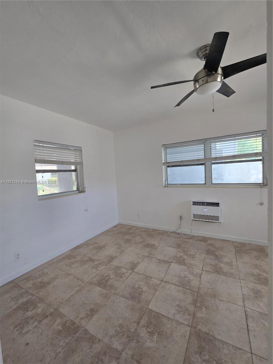 DANIA BEACH - Residential Lease