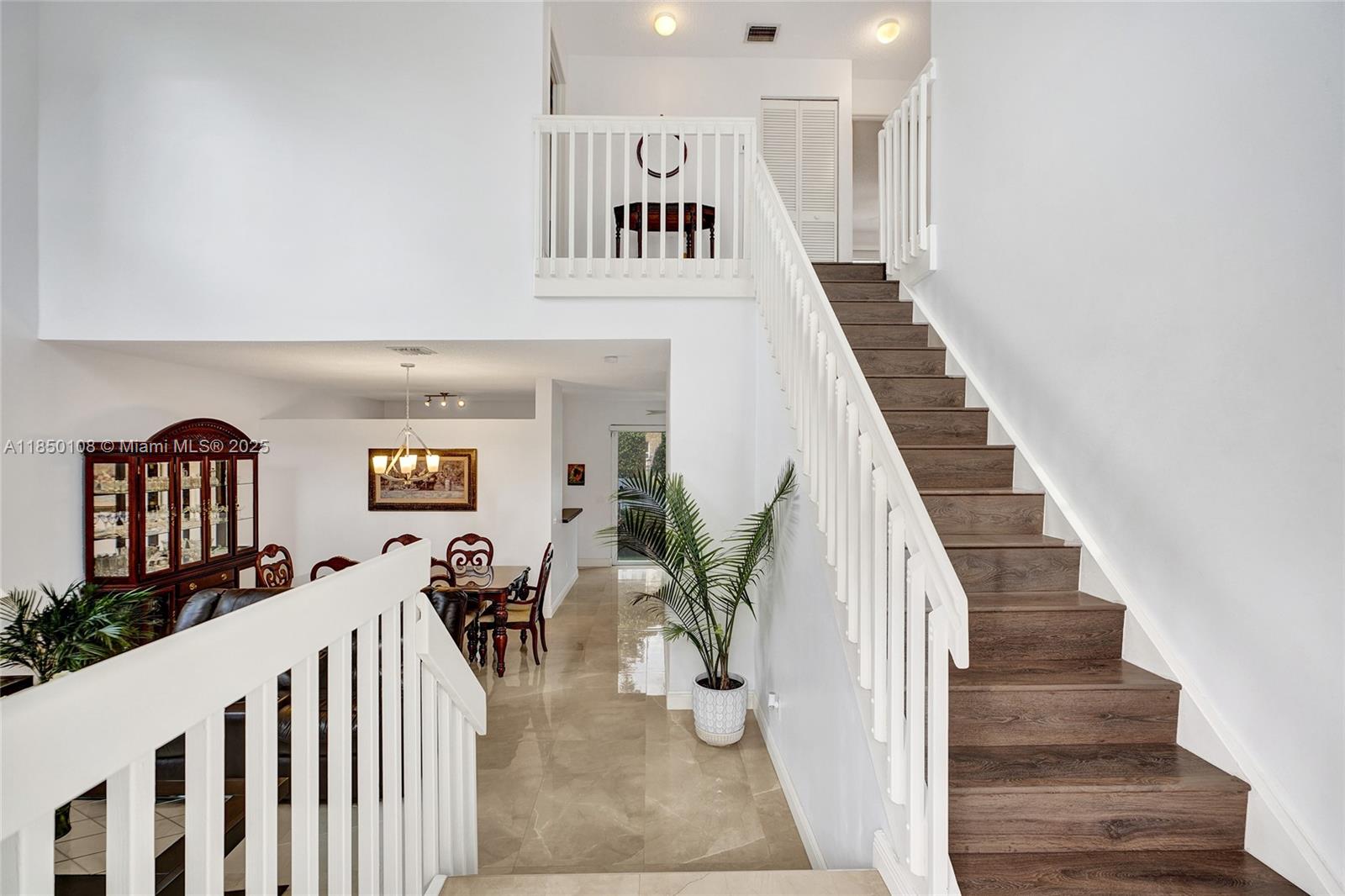 470 NW 102nd Ter