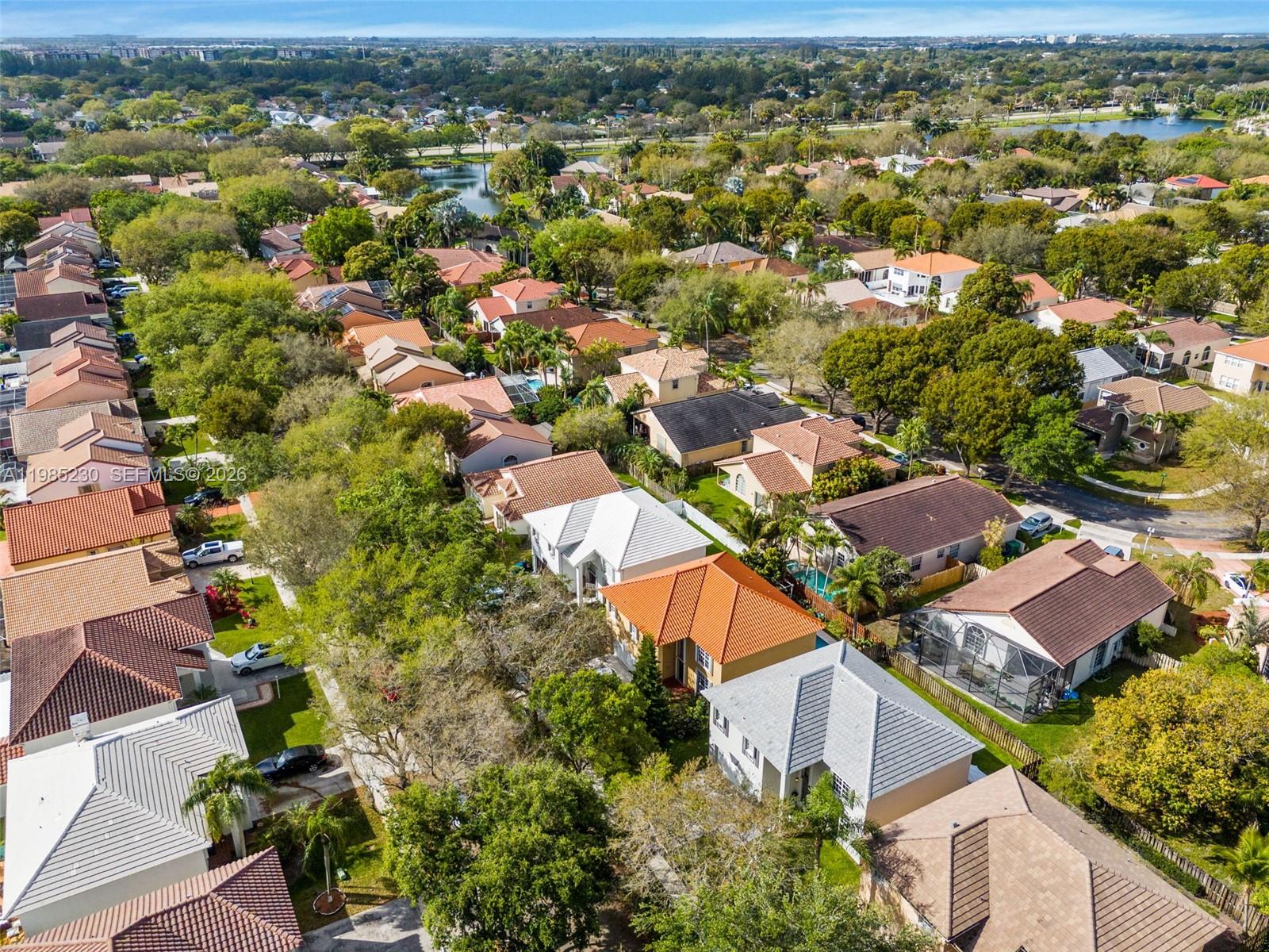 EMBASSY LAKES - Residential