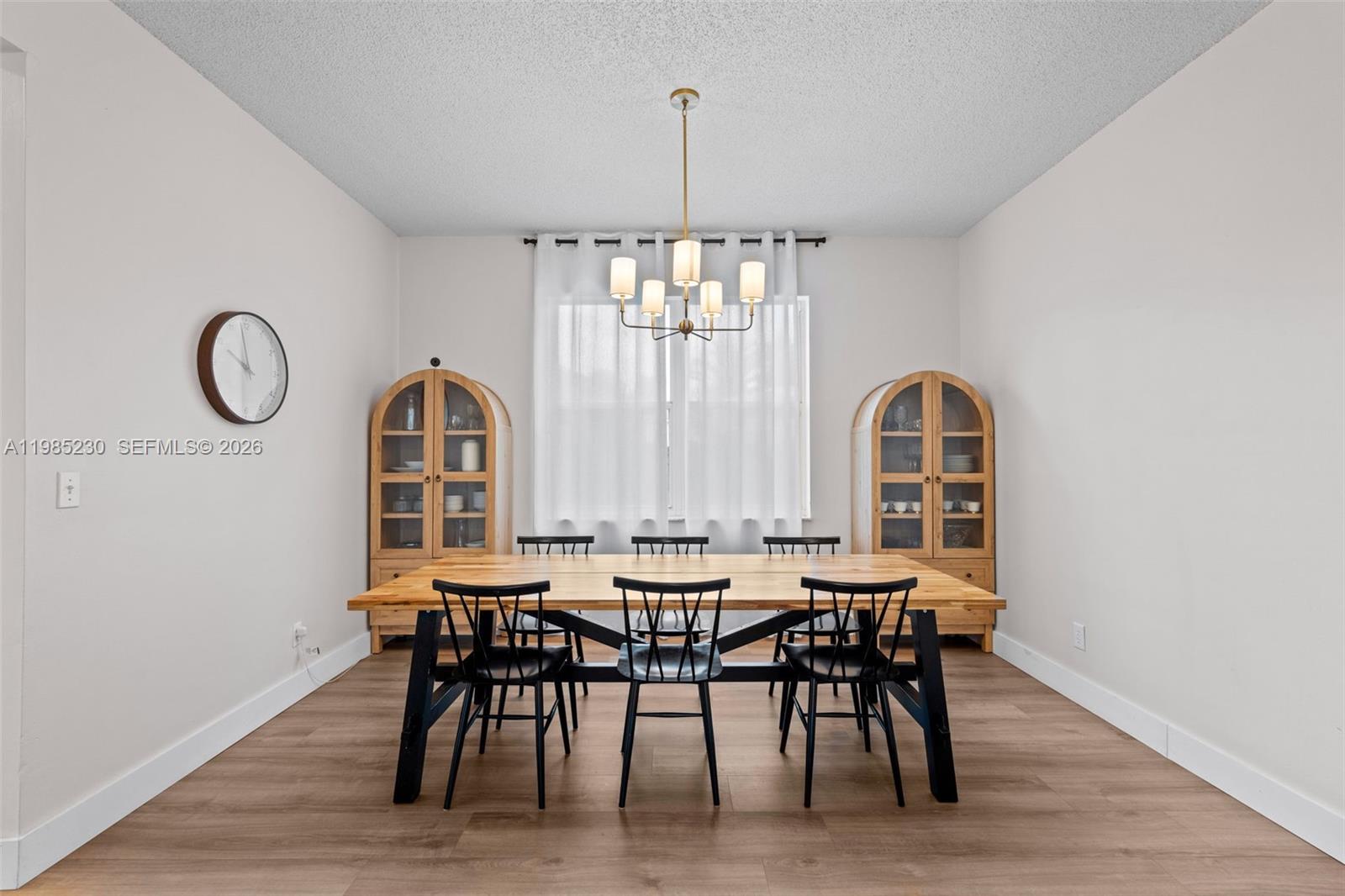 EMBASSY LAKES - Residential