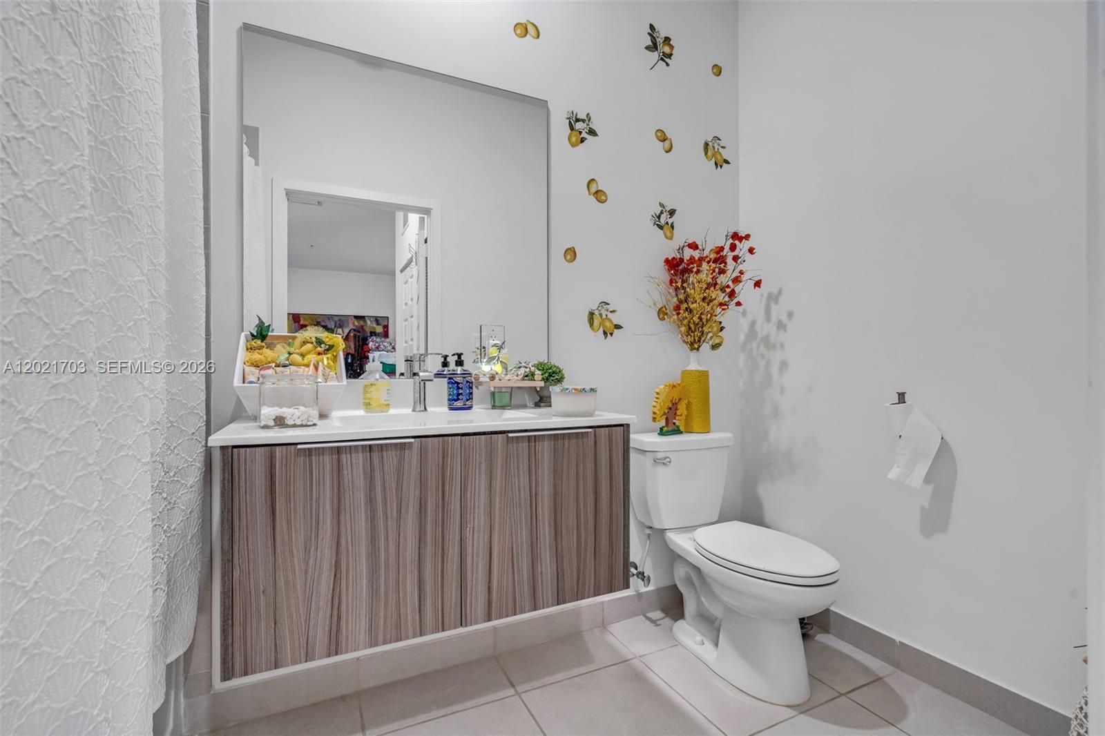 APEX AT PARK CENTRAL COND - Residential