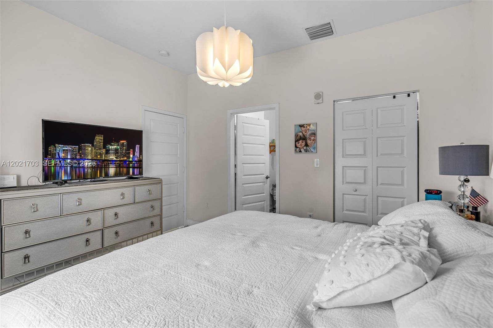 APEX AT PARK CENTRAL COND - Residential