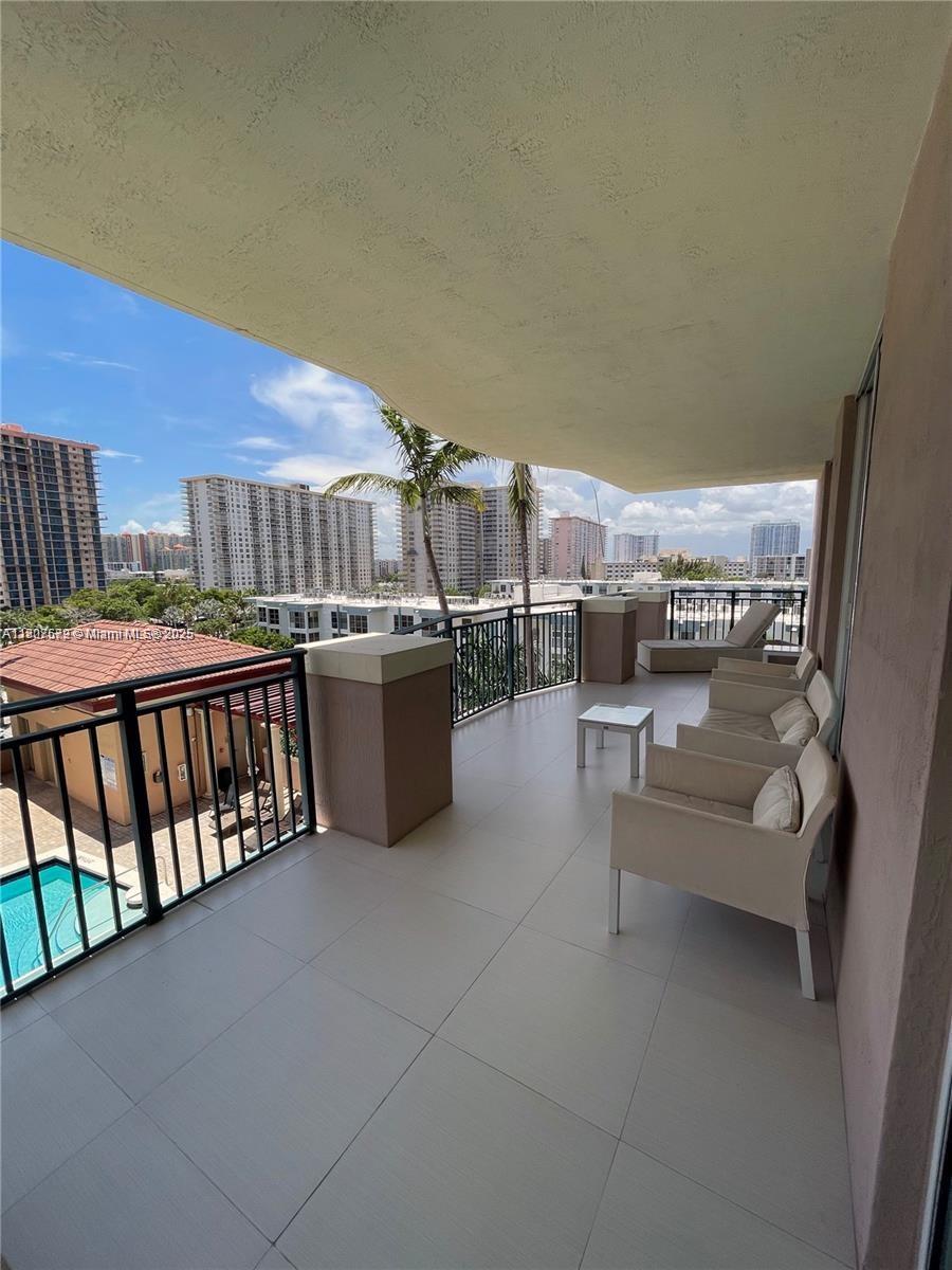 17555 Atlantic Blvd 702