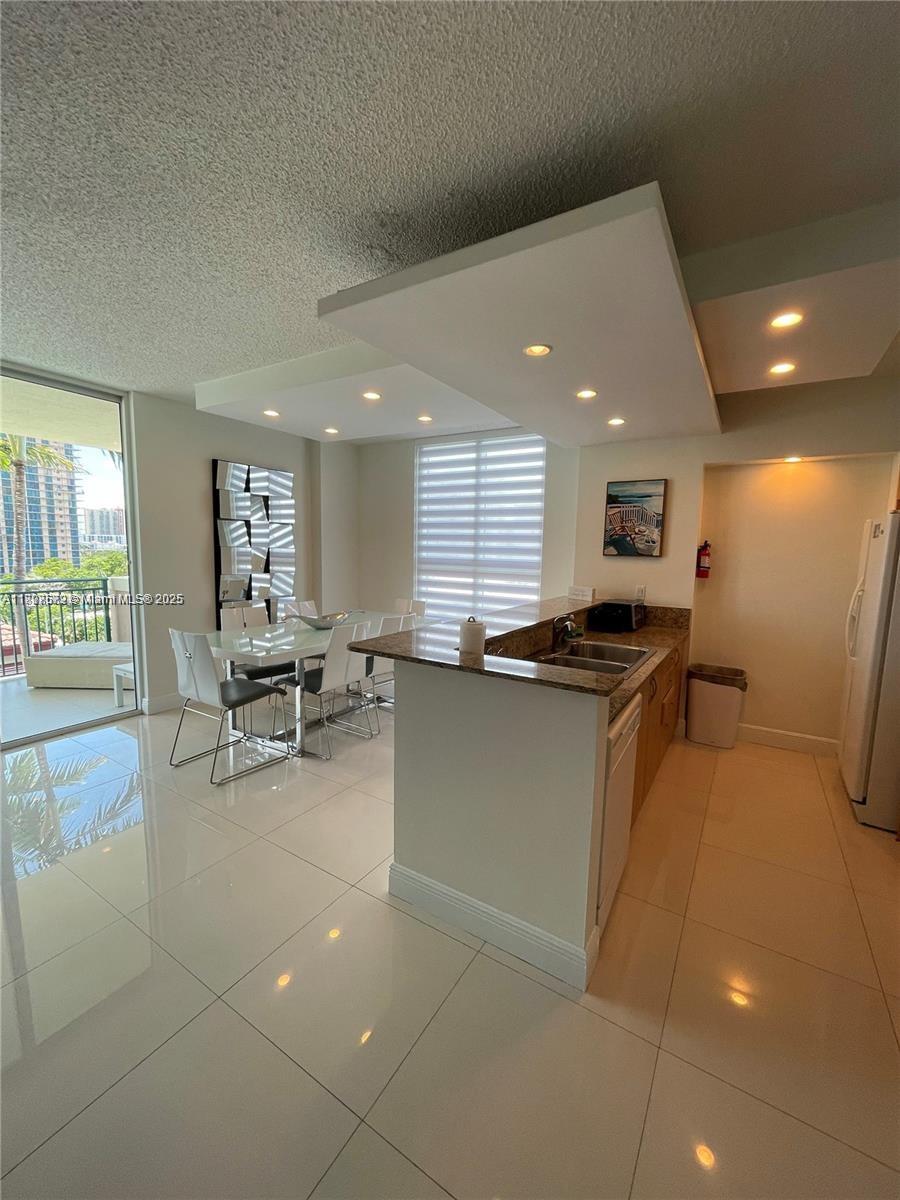 17555 Atlantic Blvd 702